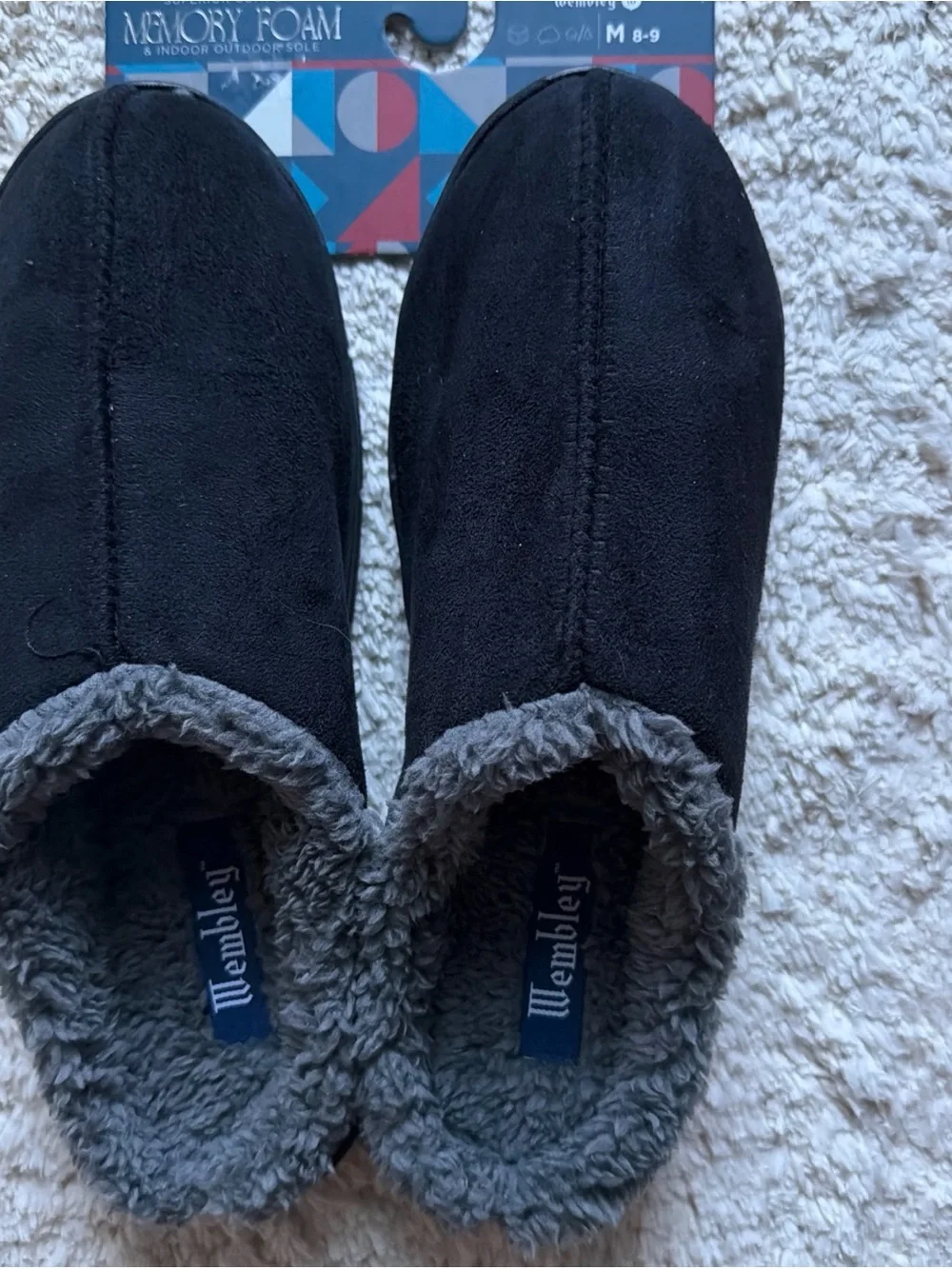 Wembley Men's Size M (8-9) Memory Foam Indoor/Outdoor Slippers. Black. NWT
